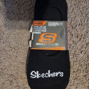 Skechers Black Low-Cut No-Show Athletic Socks with White Logo (3 Pairs)